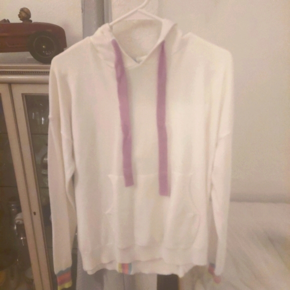 Avery Rayne Casual Woman's top Large - Picture 3 of 6